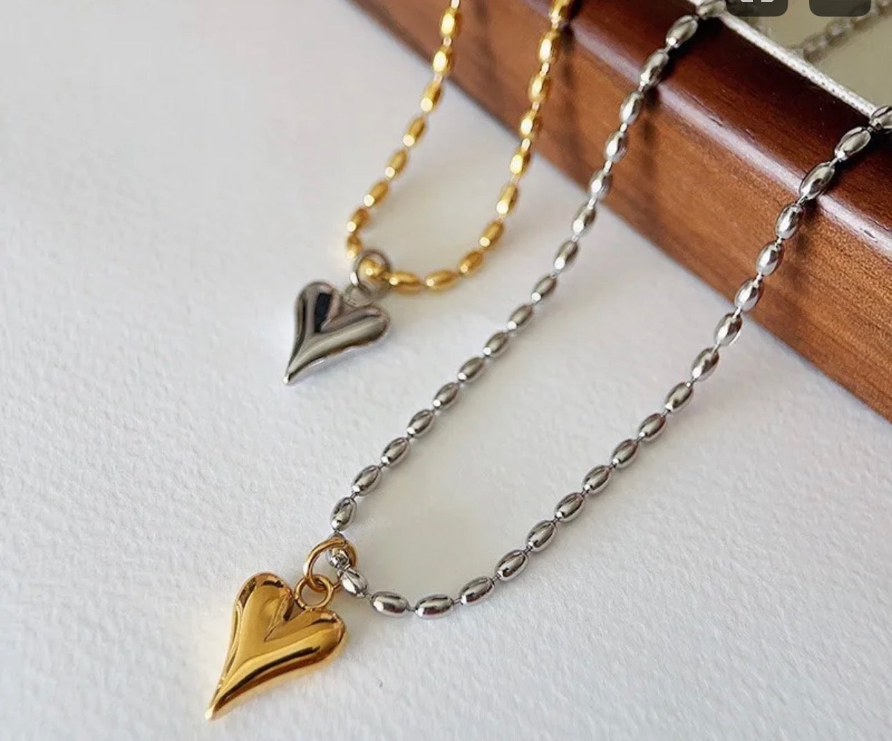 Necklace heart